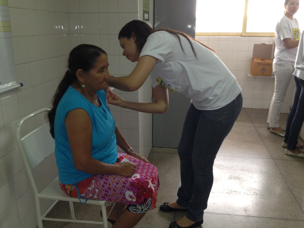 Abertura da campanha de vacinação em Teresina. — Foto: Gilcilene Araújo/G1