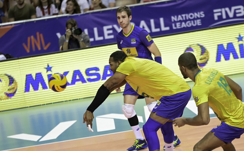 Brasil x Polônia duelam na Liga das Nações de vôlei em Katowice — Foto: FIVB