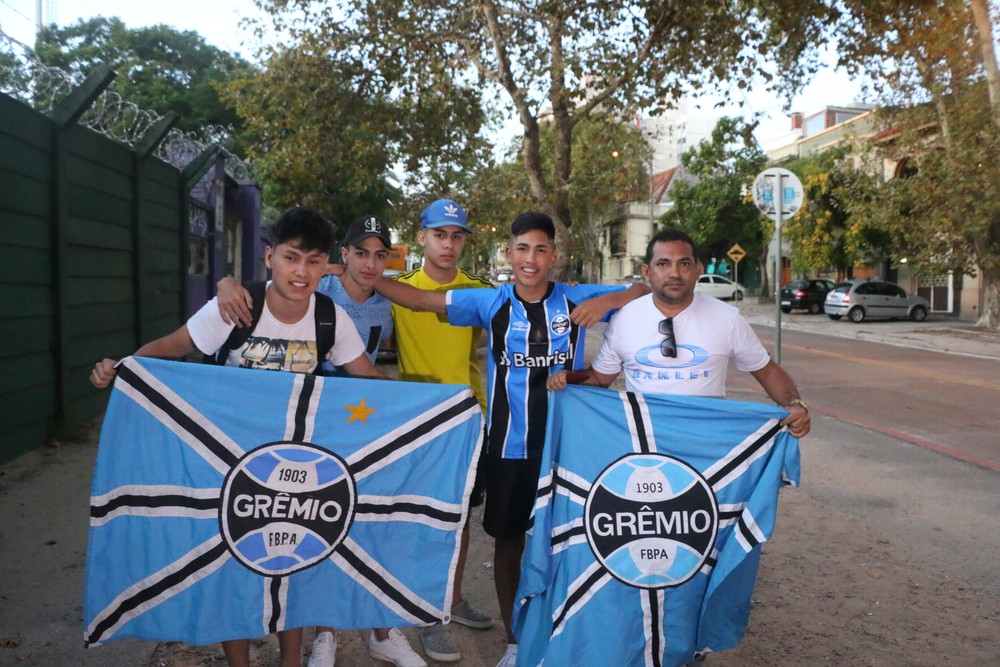 Maranhense rompe hegemonia Fla-Vasco e acompanha o Grêmio no Uruguai