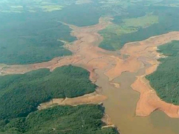 Reservatório Serra Azul, em Juatuba, tem a situação mais crítica da Grande BH com 5,73% da capacidade (Foto: Reprodução/ TV Globo)