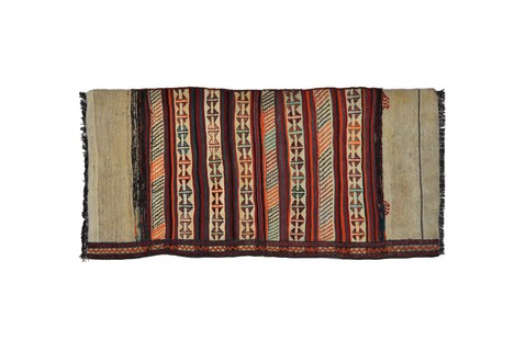 Tapete Khorjin Sumak, iraniano, de lã, 1,90 x 0,90 m, da Botteh Tapetes, R$ 2.878