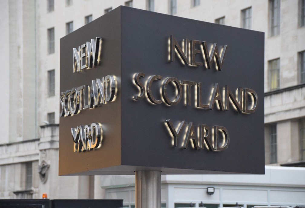 Conta no Twitter da  Scotland Yard foi hackeado  â€” Foto: ReproduÃ§Ã£o/ PolÃ­cia Metropolitana de Londres 