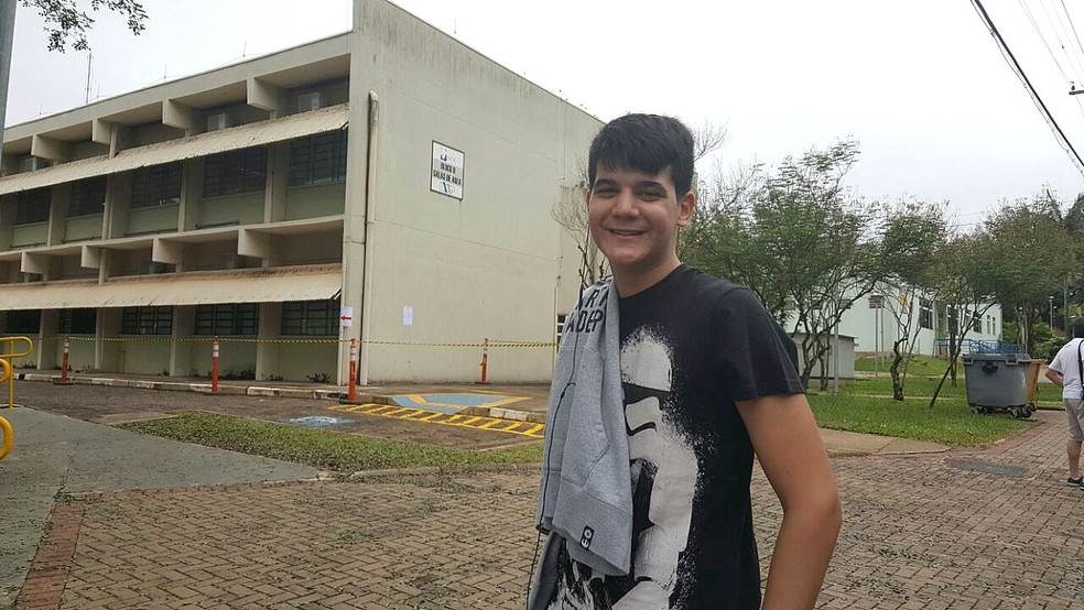 Lucas Odon mora em Teresina e sonha em ser médico (Foto: Ana Marin/G1)