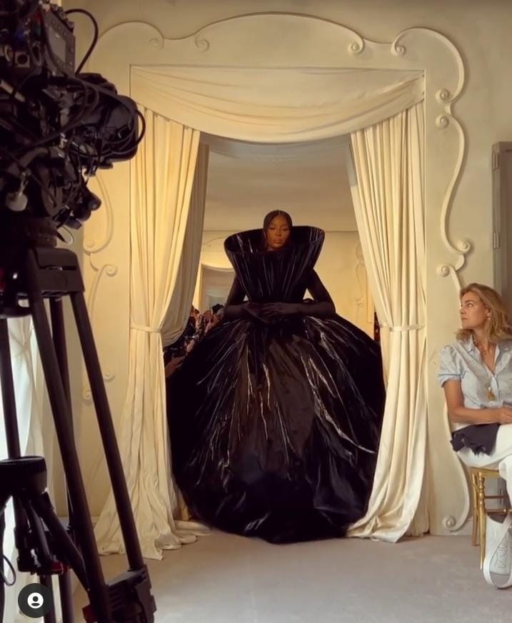 Desfile Balenciaga (Foto: Reprodução/Instagram)