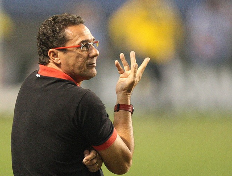 Vanderlei Luxemburgo - Flamengo  - 2011 — Foto: Alexandre Cassiano