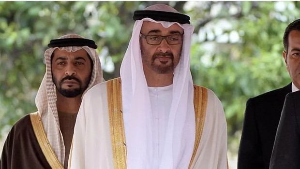 Novo xeque dos Emirados Árabes Unidos, Mohamed bin Zayed bin Sultan al-Nahyan, chegou ao poder após morte do meio-irmão em maio de 2022 (Foto: GETTY IMAGES via BBC)