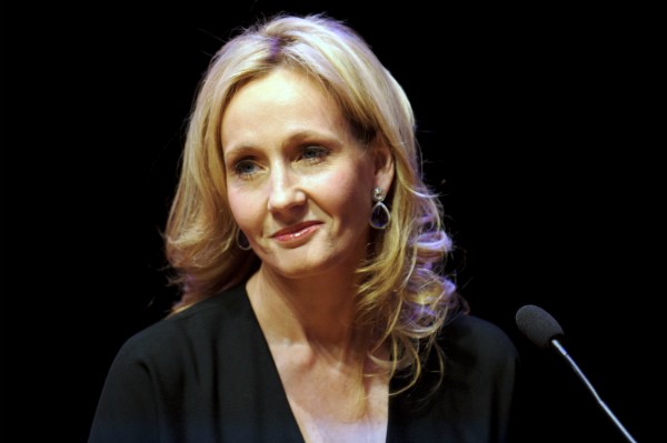 J.K. Rowling não costuma deixar barato para trolls - monstros ou virtuais (Foto: Getty Images)