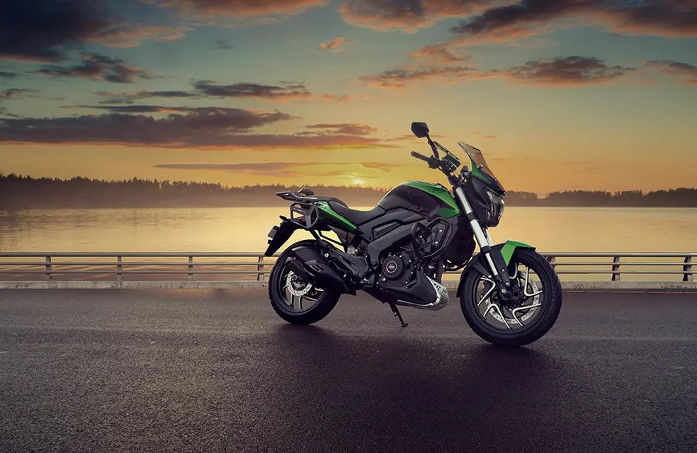Dominar 400 tem 40 cv de potência e 3,6 kgfm de torque, e deve ser uma das motocicletas da Bajaj comercializadas no Brasil — Foto: Divulgação