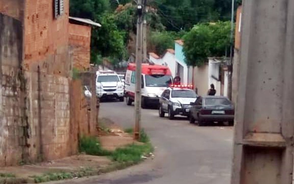 Homem morre após ser baleado a tiros no Corredor São José, em Varginha — Foto: Reprodução / Redes Sociais