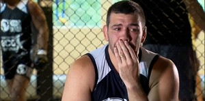 Rizzo se emociona antes de adeus ao MMA e lembra de Couture: 