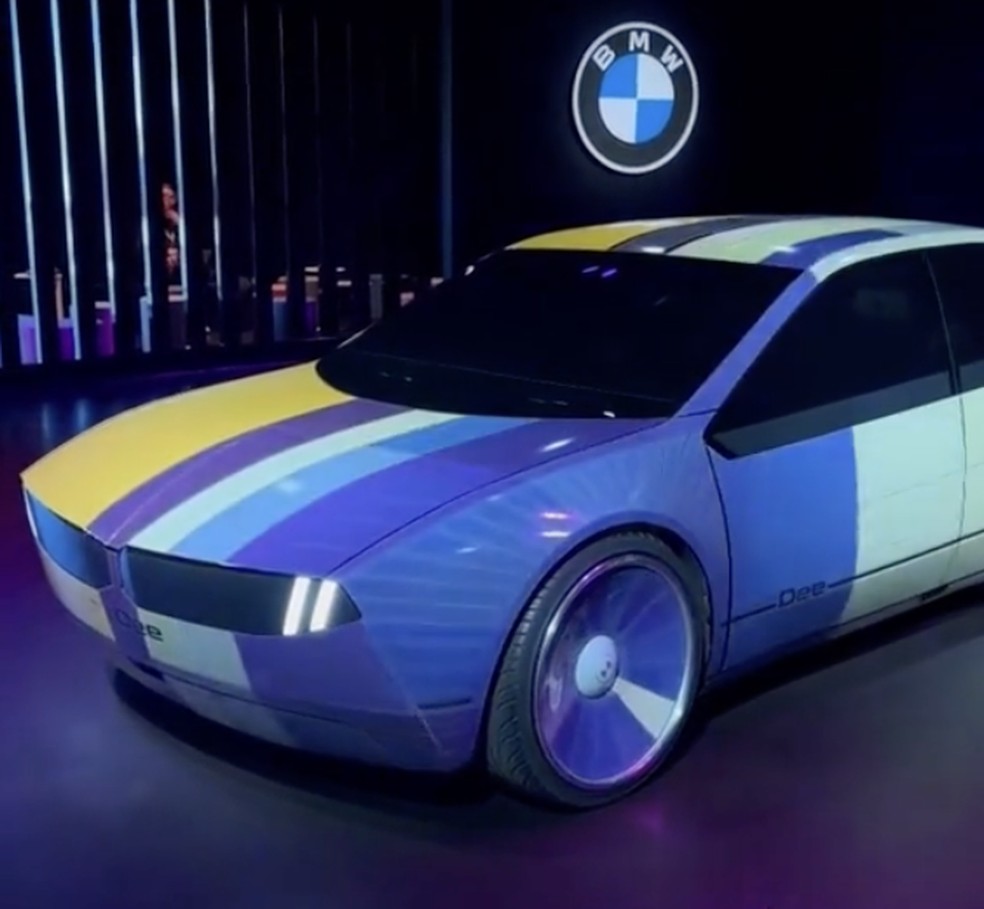 Veículo da BMW tem dezenas de cores — Foto: Rubens Achilles/TechTudo