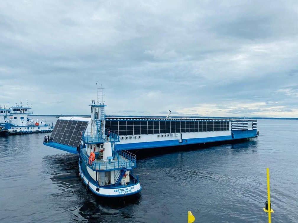 Primeira agroindústria móvel de açaí foi inaugurada nesta segunda-feira (24) no Amazonas.  — Foto: Divulgação/Bertolini Transportes