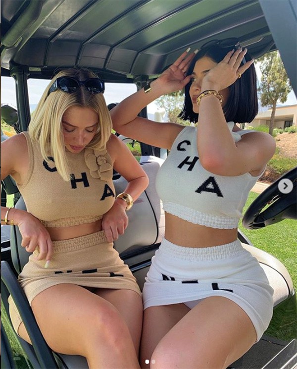 Kylie Jenner cai da cadeira após 'beber demais' em festa ...