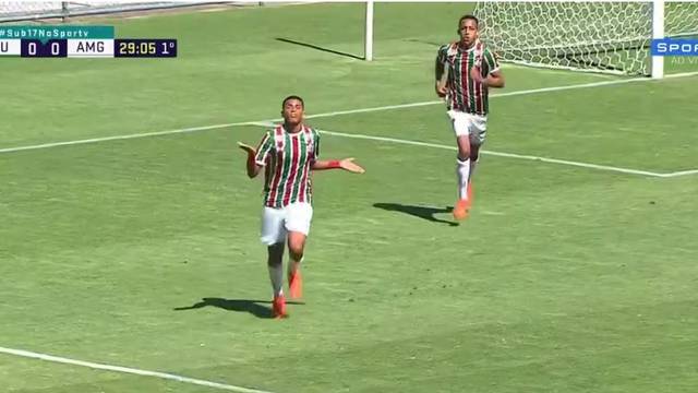 Marcos Paulo abriu o placar para o Fluminense aos 27 minutos do primeiro tempo