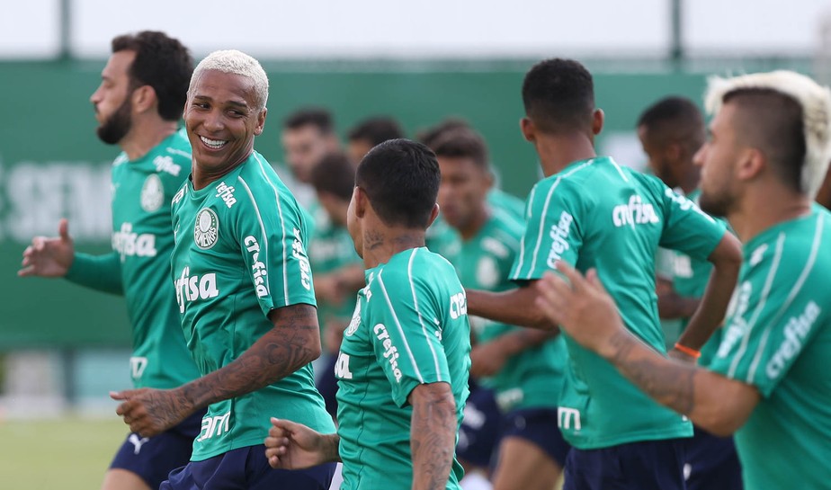 Dudu cita expulsÃ£o em final e torce por volta de Deyverson no Palmeiras: 