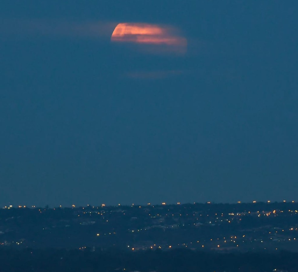 Fotografos Registram Superlua Rosa No Ceu De Brasilia Veja Imagens Distrito Federal G1