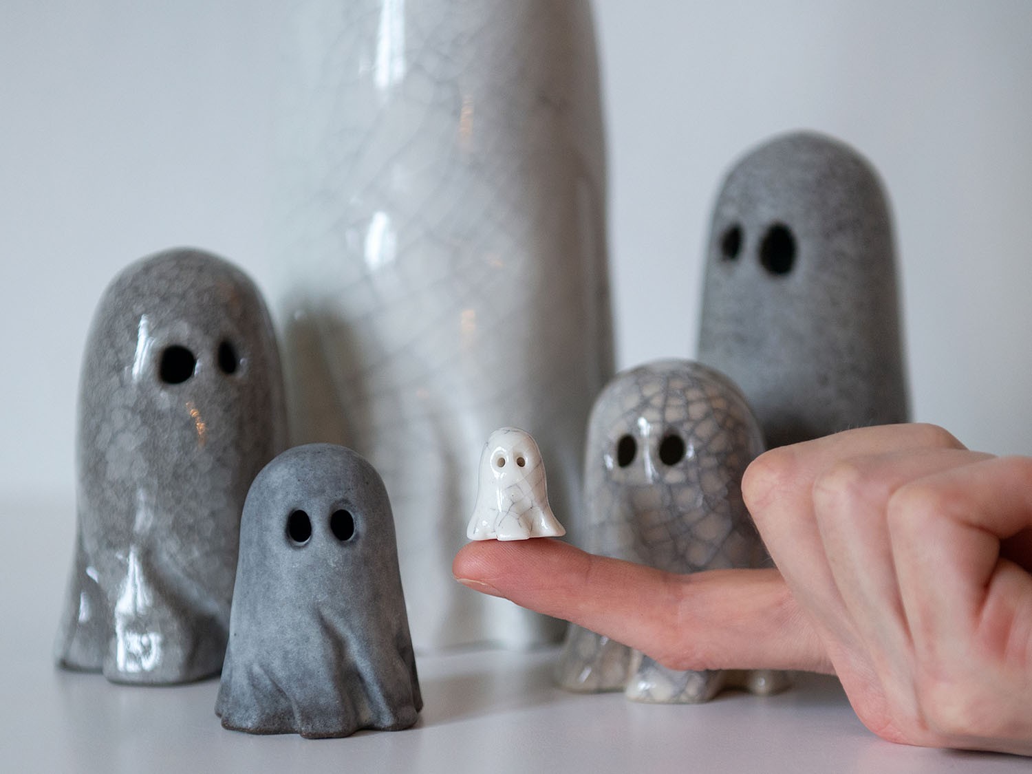 Os fantasmas também podem ser usados como pingentes, chaveiros e tudo o que sua imaginação permitir (Foto: Lisa Agnetun / Divulgação)
