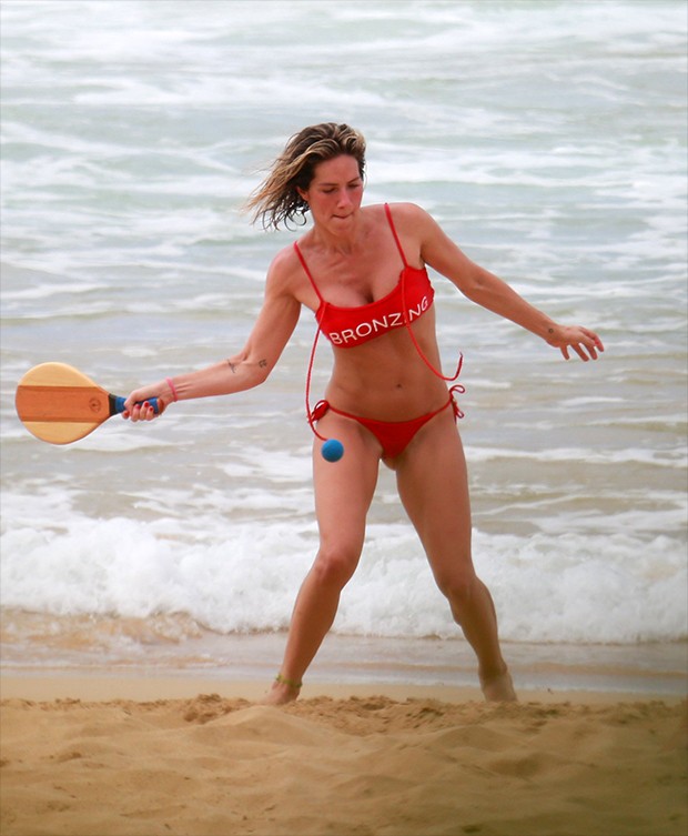 Giovanna Ewbank na Praia do Sancho em Fernando de Noronha (Foto: AgNews)