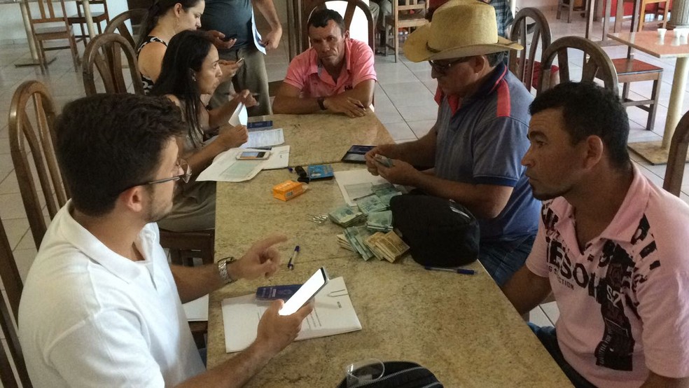 Trabalhadores cearenses começaram a receber pagamento nesta sexta-feira (15) (Foto: Divulgação / Força-tarefa)