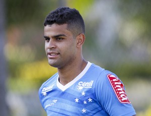 Mano Menezes monta Cruzeiro titular pela primeira vez esta semana