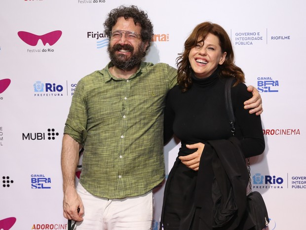 Caco Ciocler e Bárbara Paz assistem à sessão do filme Ato no Festival do Rio 2021 (Foto: Roberto Filho/Brazil News)