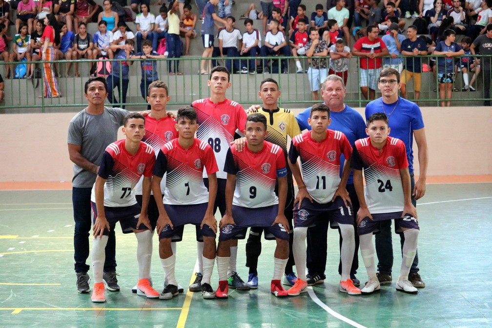 Escola Municipal Professor Humberto Gama, de Currais Novos, é campeã no infantil — Foto: Augusto Gomes/GloboEsporte.com