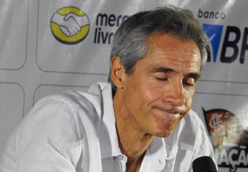 Dia do Flamengo tem acerto com Dorival, treino melancólico de Paulo Sousa e tentativa por Cuca