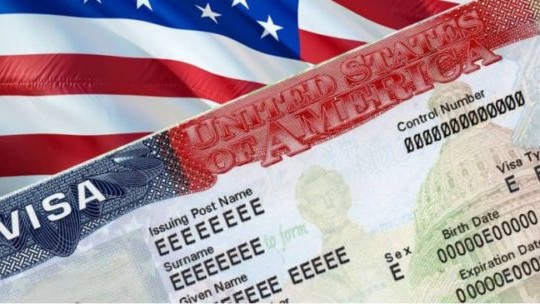 Brasileiros estão entre os que mais receberam vistos americanos em 2022 