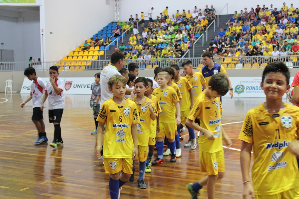 Futsal Brasil e Argentina em RO  — Foto: Jheniffer Núbia 