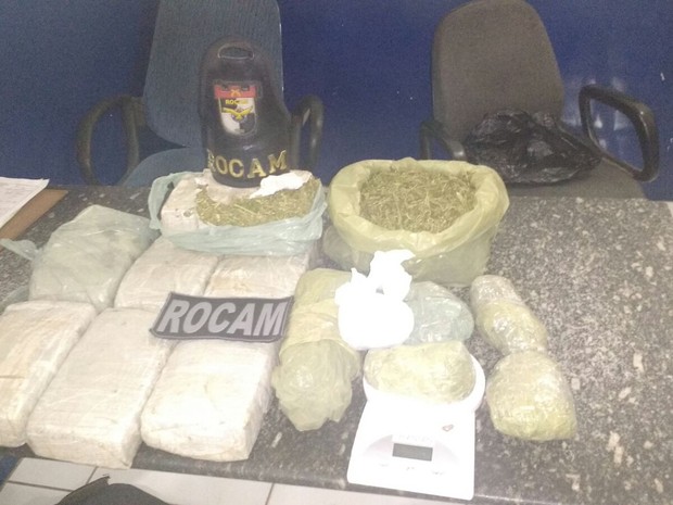 Droga apreendida em Petrolina (Foto: Divulgação / Polícia Militar)