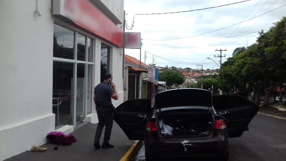 Três suspeitos foram presos em flagrante por estelionato — Foto: José Commandini Neto/Arquivo pessoal