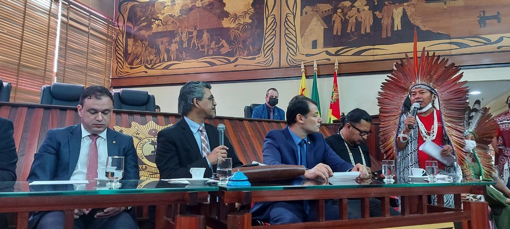 Lideranças indígenas criticaram projetos que tramitam a nível nacional e também pediram mais atenção do poder público do Acre — Foto: Nedina Yawanawa/Arquivo pessoal