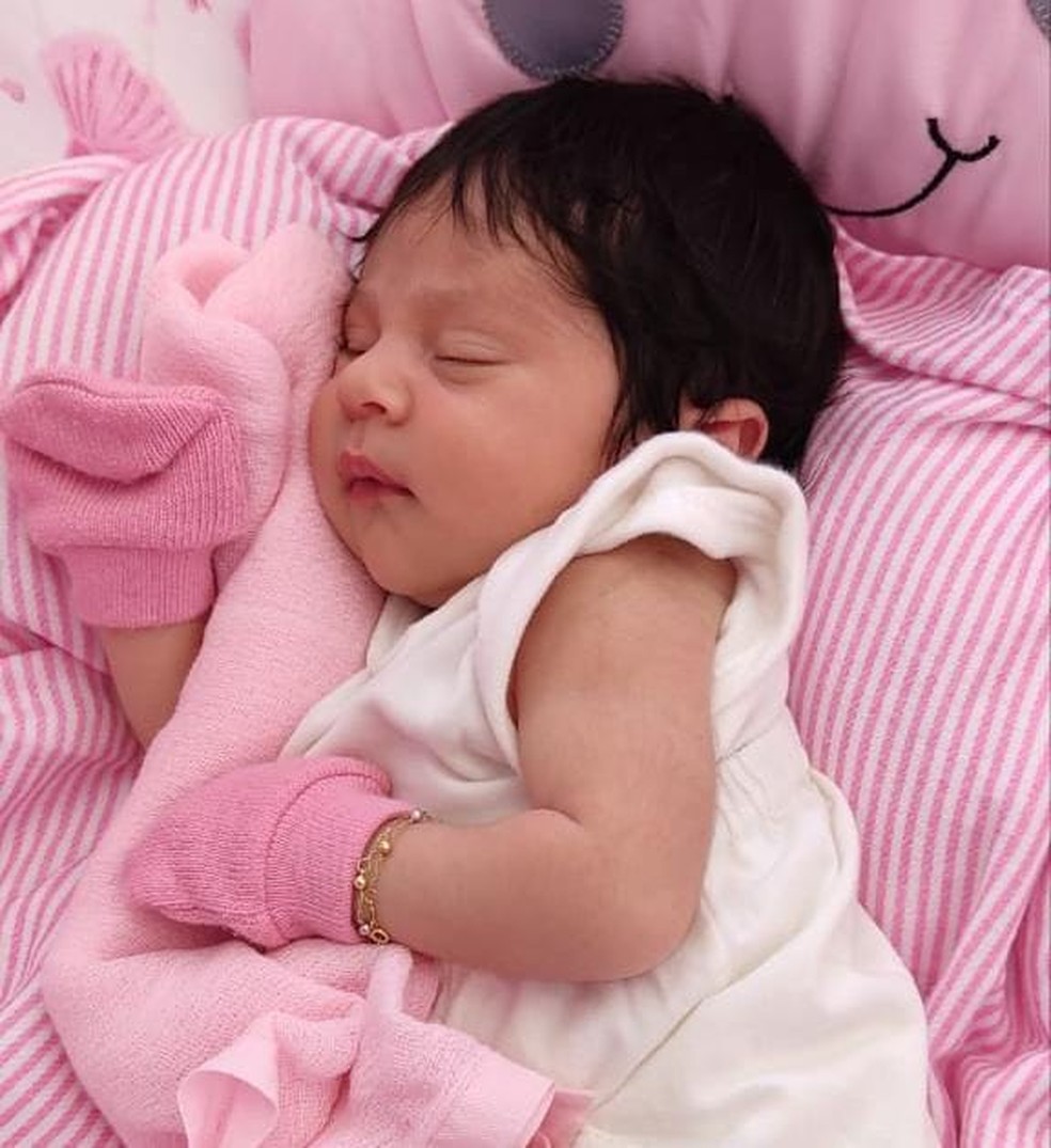 Exame mostra que a pequena Antonella nasceu com anticorpos contra da Covid-19  — Foto: Arquivo pessoal