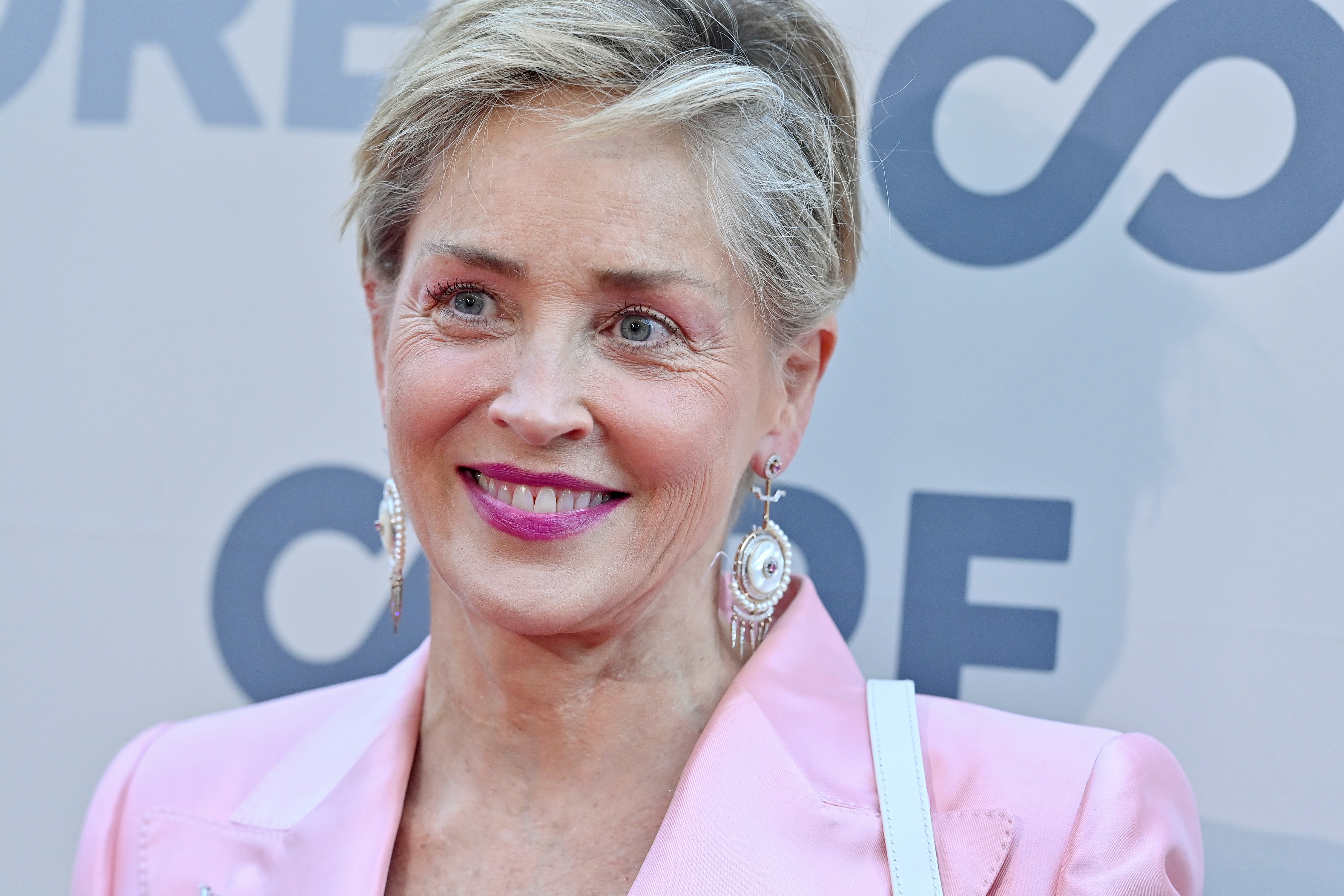 Sharon Stone revela em biografia que sofreu abuso sexual do avô, Gente