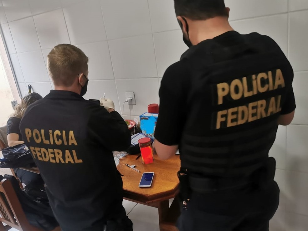 Polícia Federal cumpre mandados em Três Pontas (MG) — Foto: Polícia Federal
