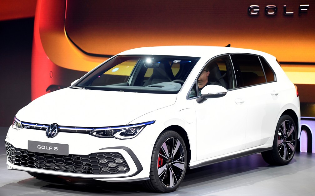 2019-10-24t174728z-1506110313-rc186f788930-rtrmadp-3-volkswagen-presentation-golf.jpg