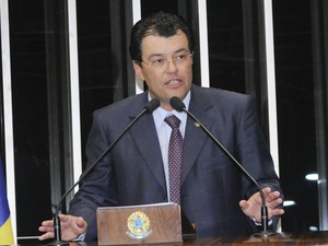 O líder do governo no Senado, Eduardo Braga (PMDB-AM) (Foto: Waldemir Barreto/Agência Senado)