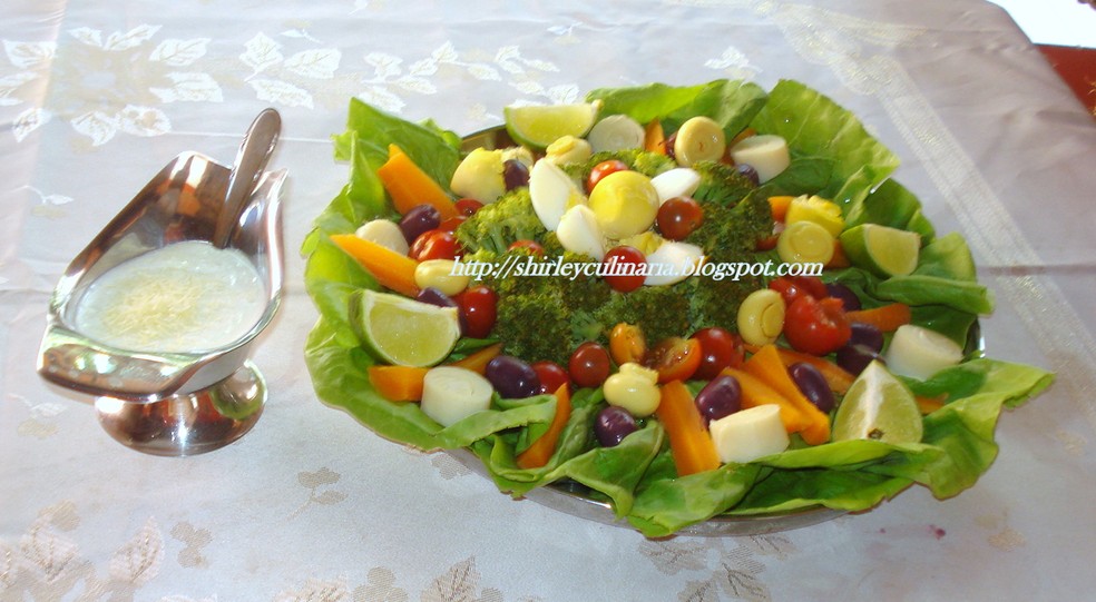 Salada Verde Com Molho Roquefort Receitas Gshow Gshow
