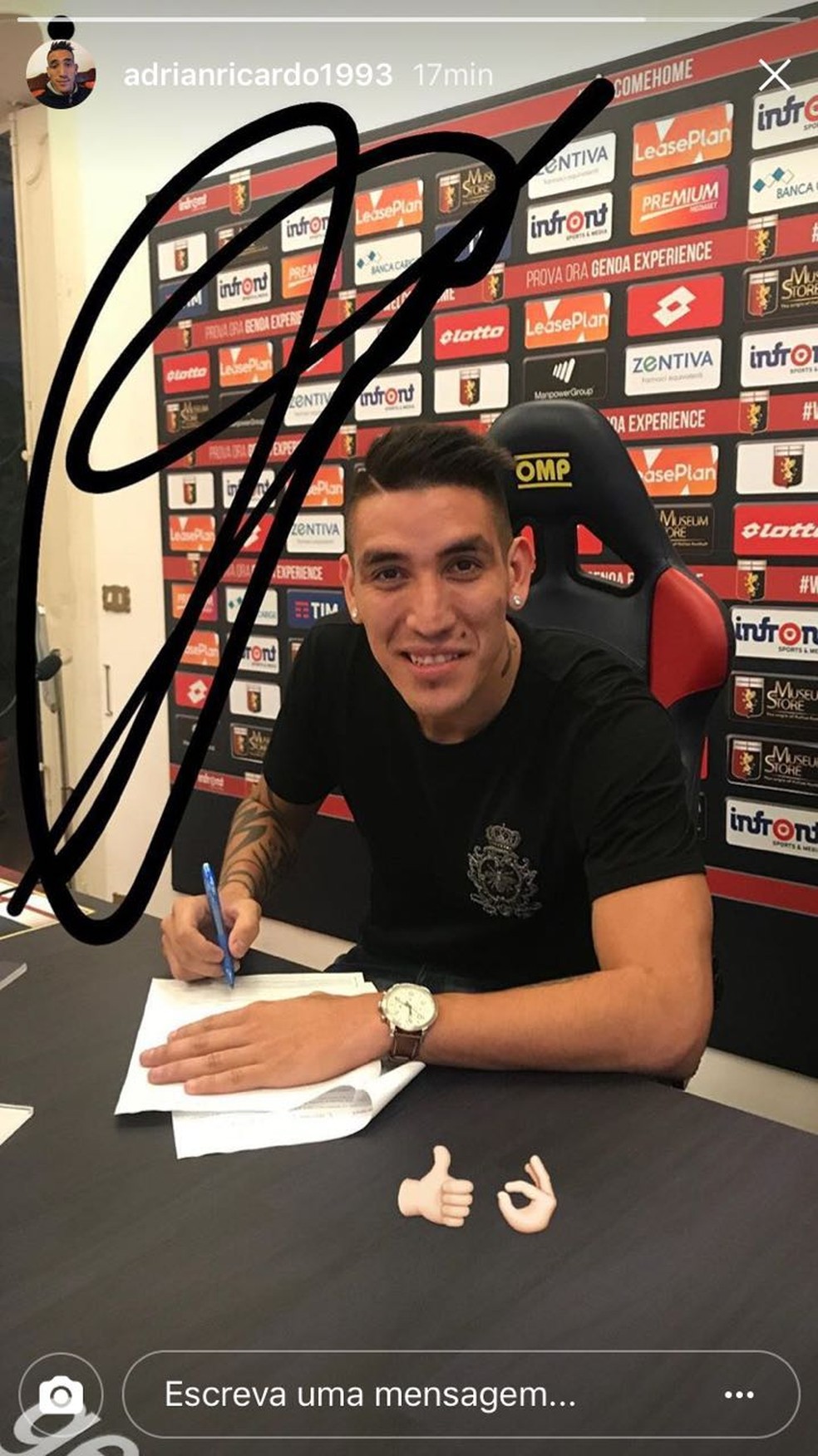 Centurión assina contrato com o Genoa (Foto: Reprodução)