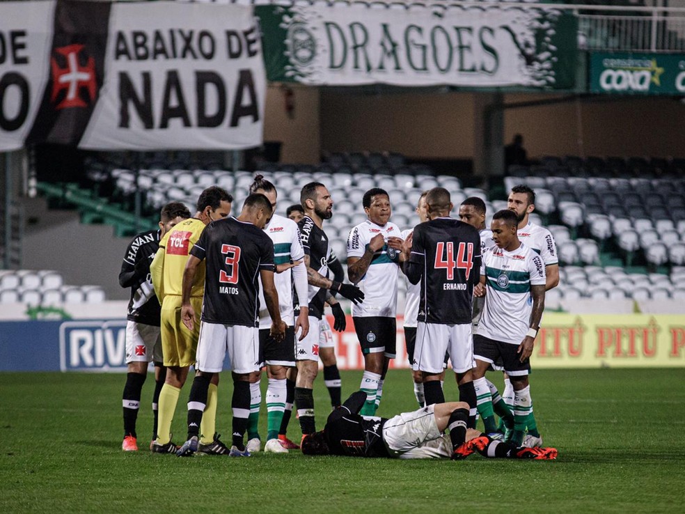 Finalizacoes Escanteios Passes Desarmes Veja Os Numeros De Coritiba 1x1 Vasco Pela Serie B Brasileirao Serie B Ge