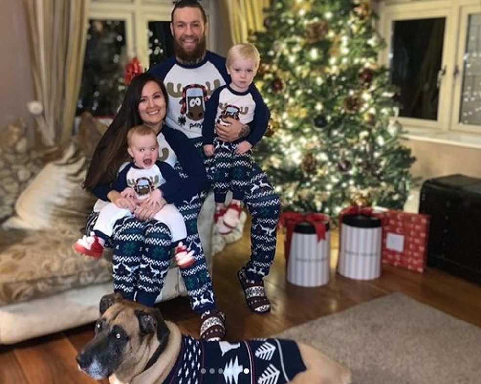 Conor McGregor levou a esposa e os filhos para os treinos em Las Vegas — Foto: Reprodução/Instagram