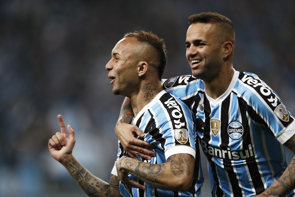 Grêmio nega mais uma proposta por Everton, e terá o atleta mais Luan para as próximas decisões