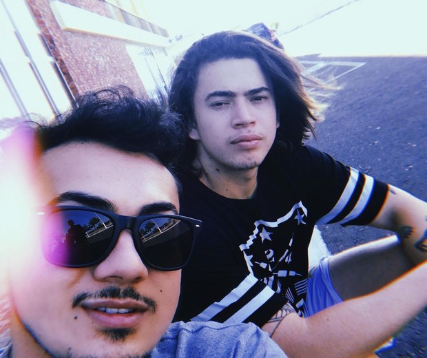 Os irmÃ£os Hidelvan Nunes e Whindersson Nunes (Foto: ReproduÃ§Ã£o/Instagram)