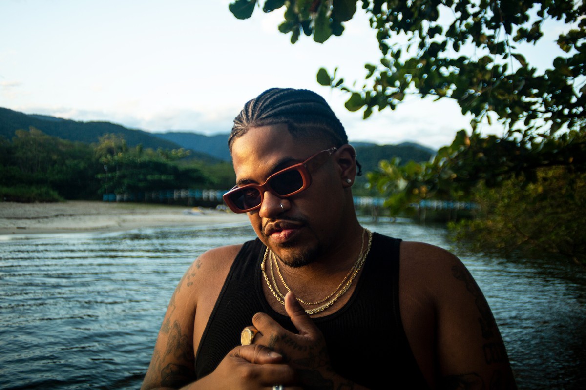 Luccas Carlos sintetiza influências e vivências em álbum com adesão de Lulu Santos |  Weblog do Mauro Ferreira