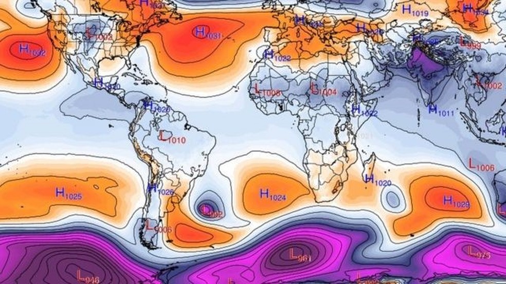 Imagem computadorizada de quinta (12/05) mostra massa de ar frio (laranja) e alta pressão ao sul do continente sulamericano — Foto: Universidade do Maine