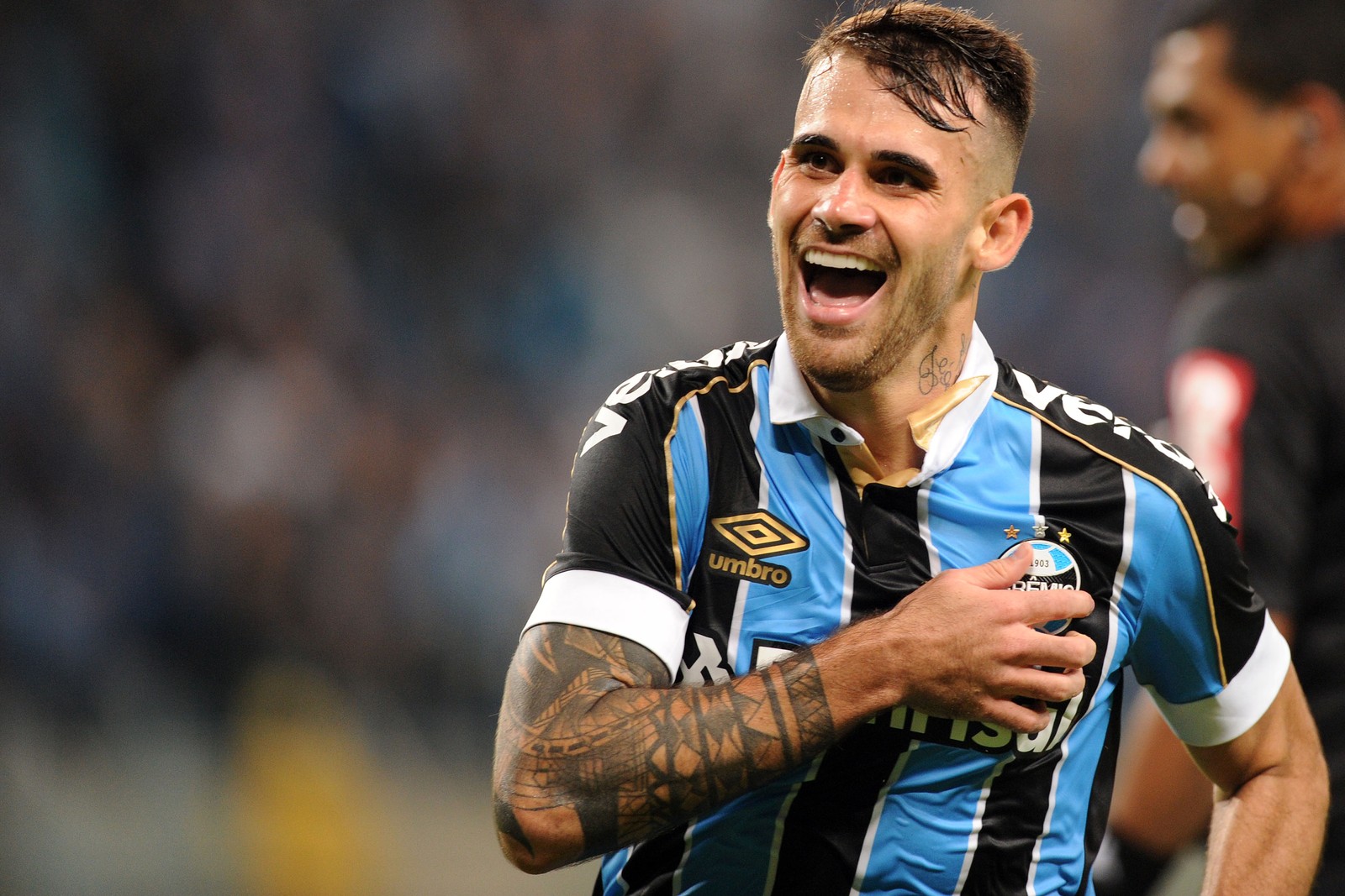 [ENQUETE] Felipe Vizeu é a solução para os problemas ofensivos do time?