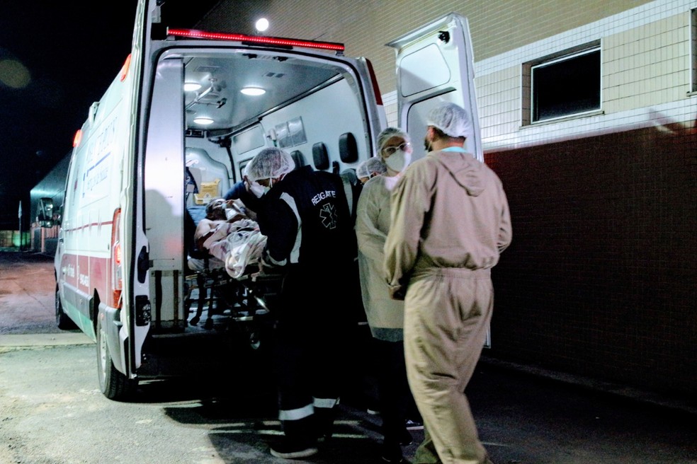 Pacientes de Porto Velho (RO) foram transferidos para hospital em Manaus (AM) neste fim de semana. — Foto: Divulgação