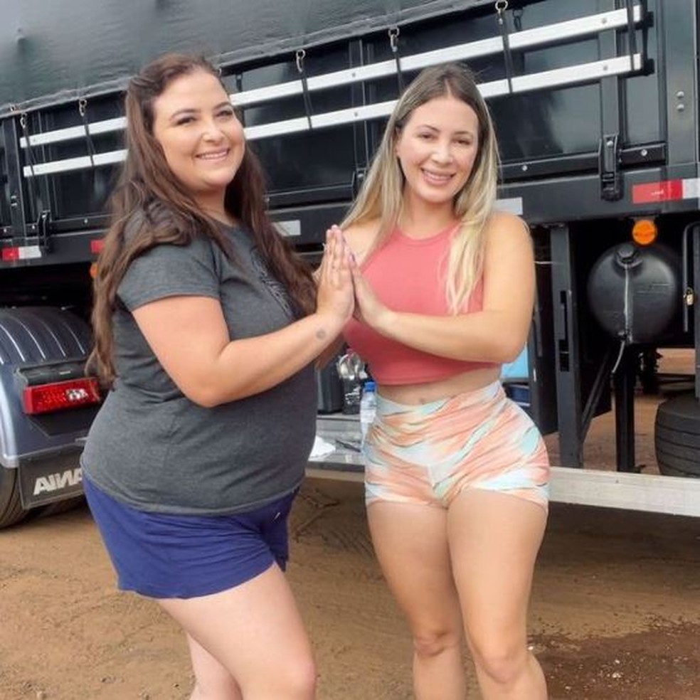Lauren Borges e Aline estavam no caminhão no momento do acidente — Foto: Redes sociais/ Divulgação