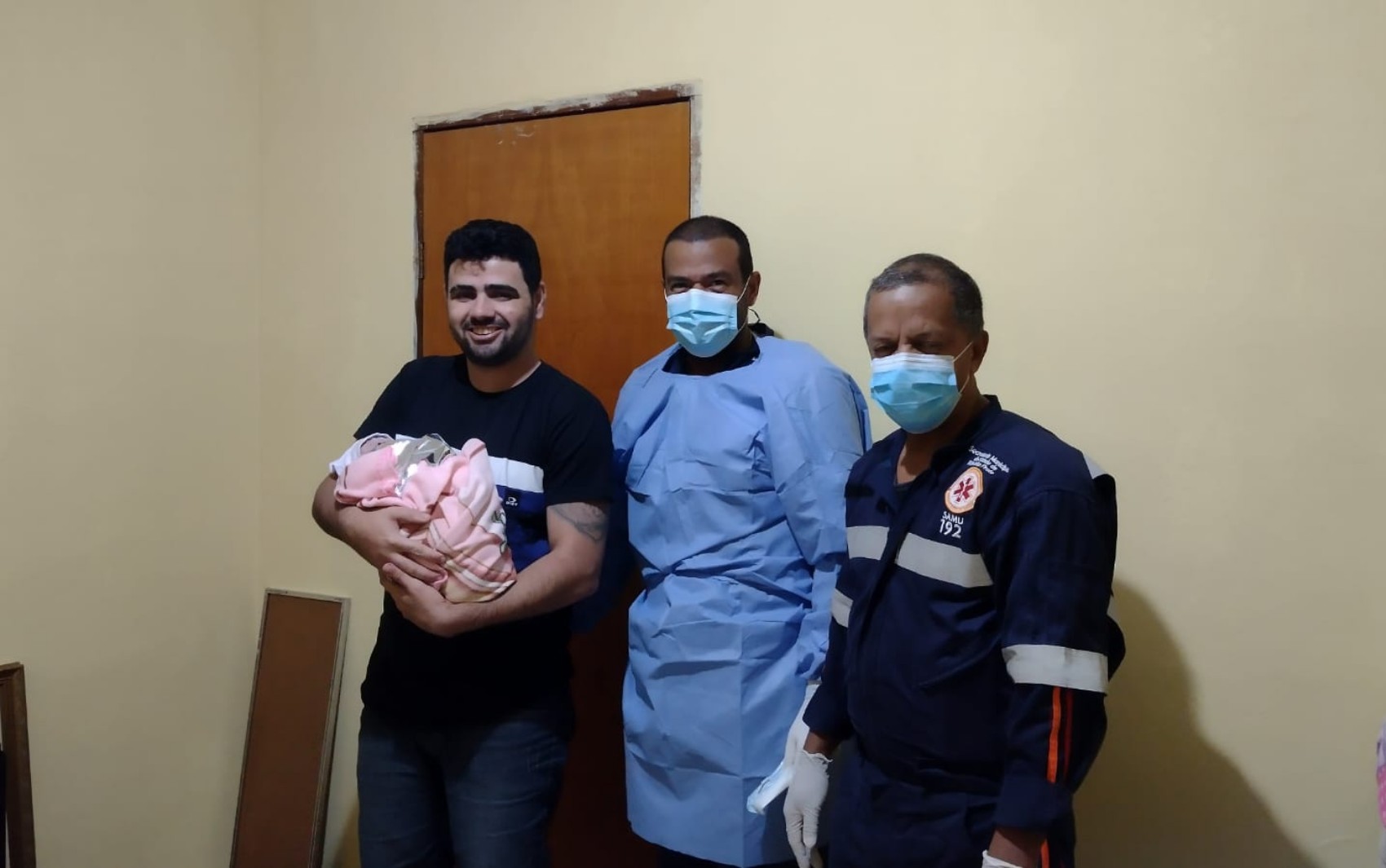 De surpresa, marido auxilia parto da mulher dentro de casa em Ribeirão Preto, SP: 'Não deu tempo de nada'