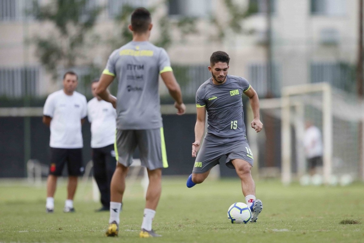 Vasco X Avai Luxemburgo Da Nova Chance A Andrey E Bruno Cesar Veja Escalacao Vasco Ge
